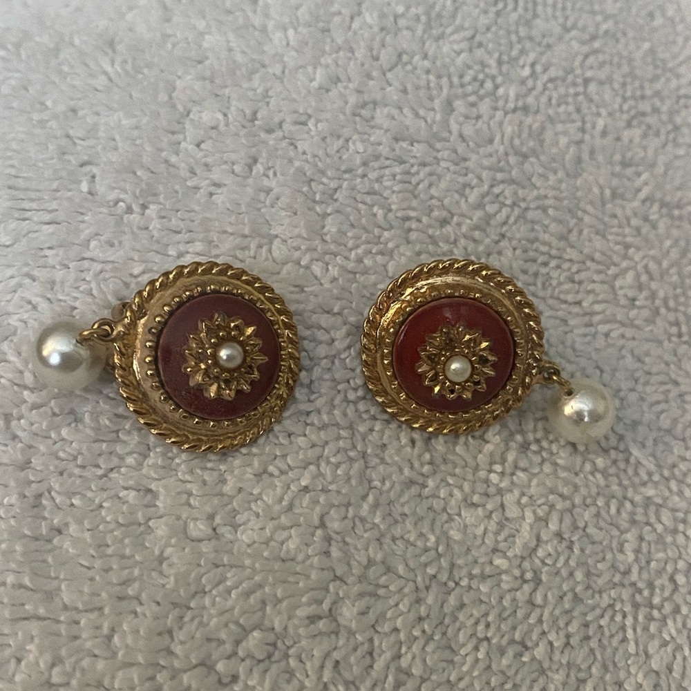 SARAH COVENTRY red enamelled clip earrings with pearl pendants